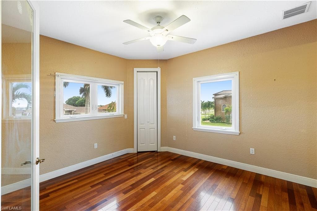 11913 Princess Grace CT, CAPE CORAL FL 33991-33