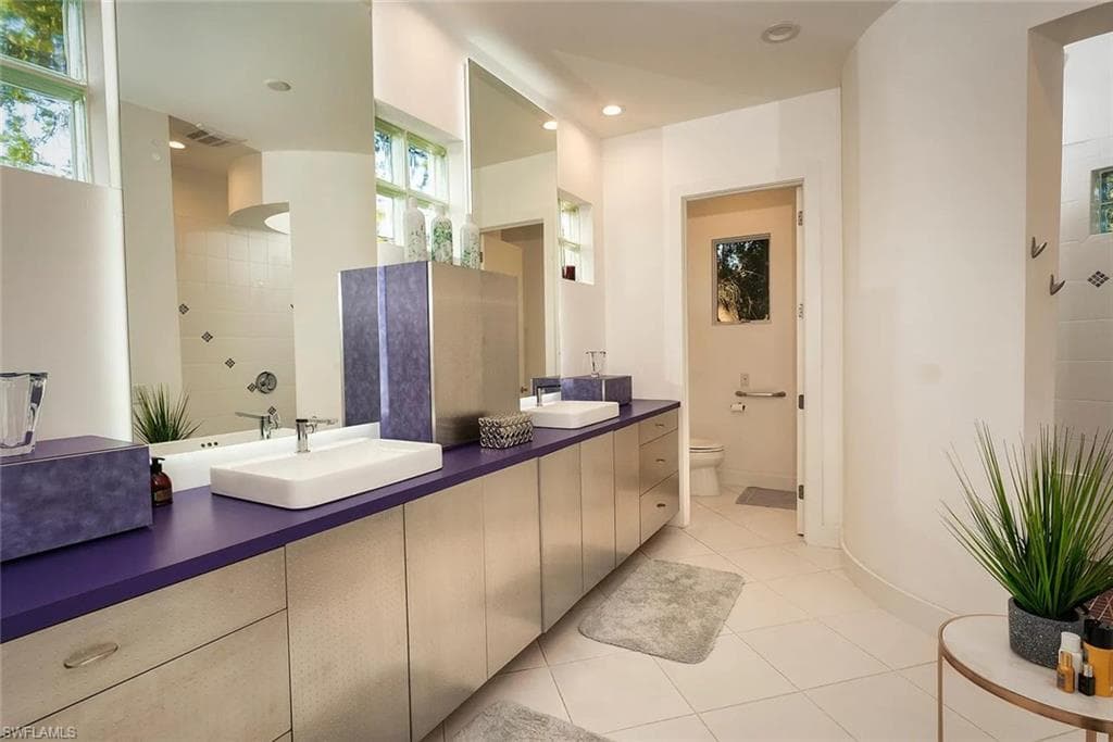 27281 Tennessee ST, BONITA SPRINGS FL 34135-28