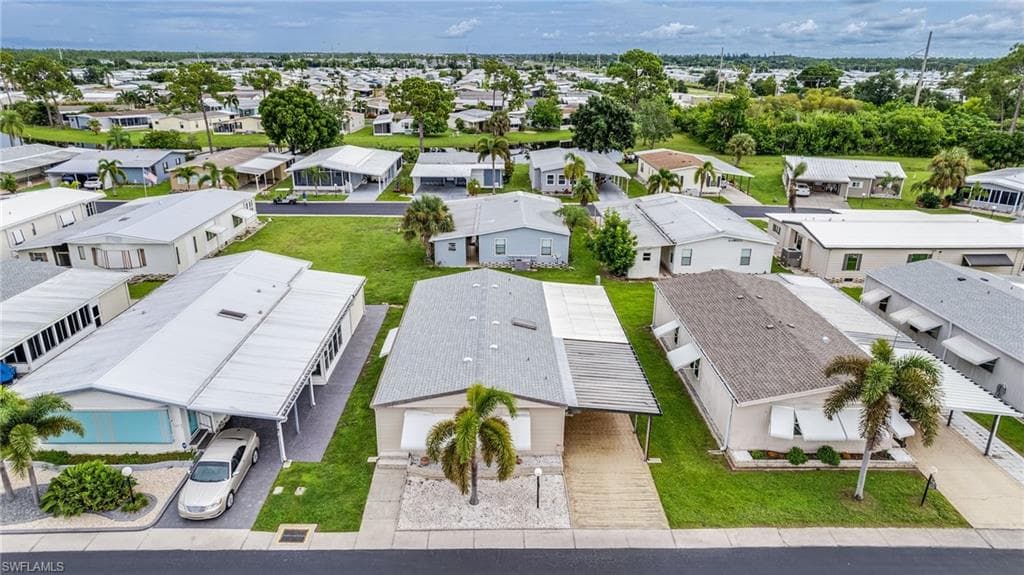 70 Sunrise AVE, NORTH FORT MYERS FL 33903-46