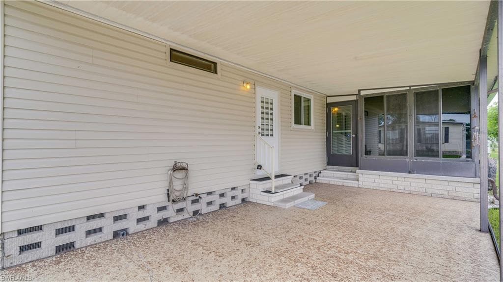 70 Sunrise AVE, NORTH FORT MYERS FL 33903-31