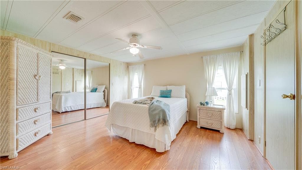 70 Sunrise AVE, NORTH FORT MYERS FL 33903-14