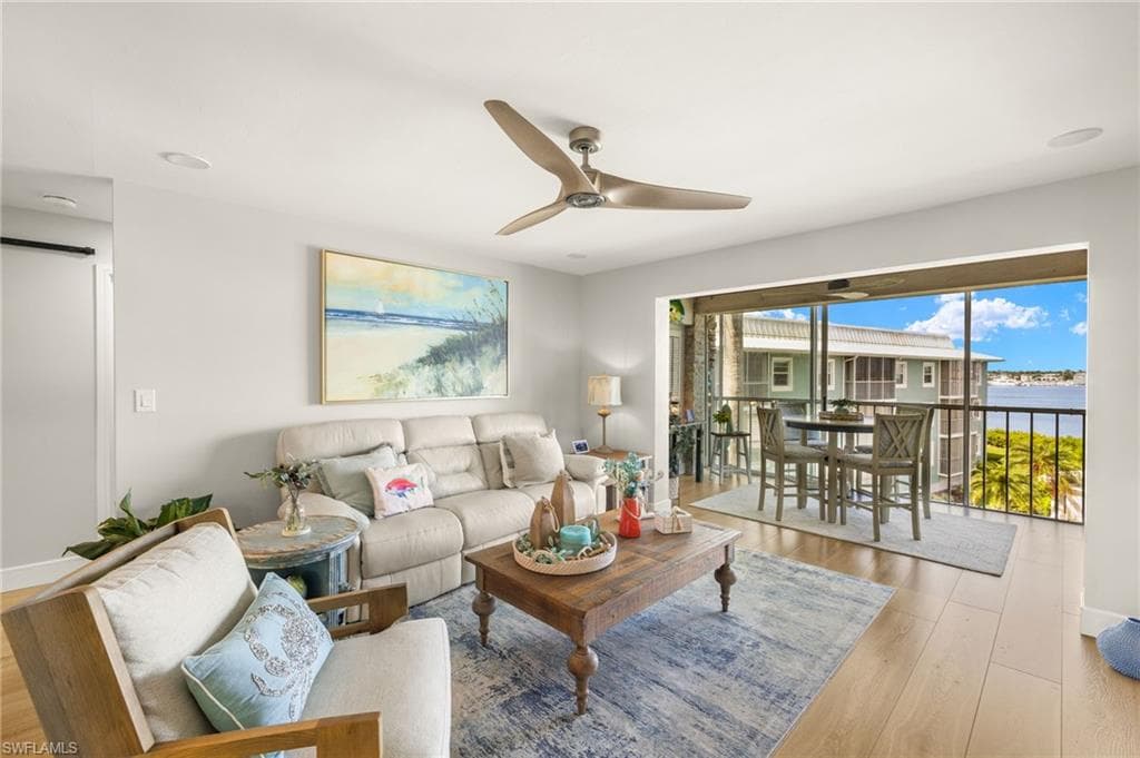 1140 LITTLE NECK CT # D37, NAPLES FL 34102-3