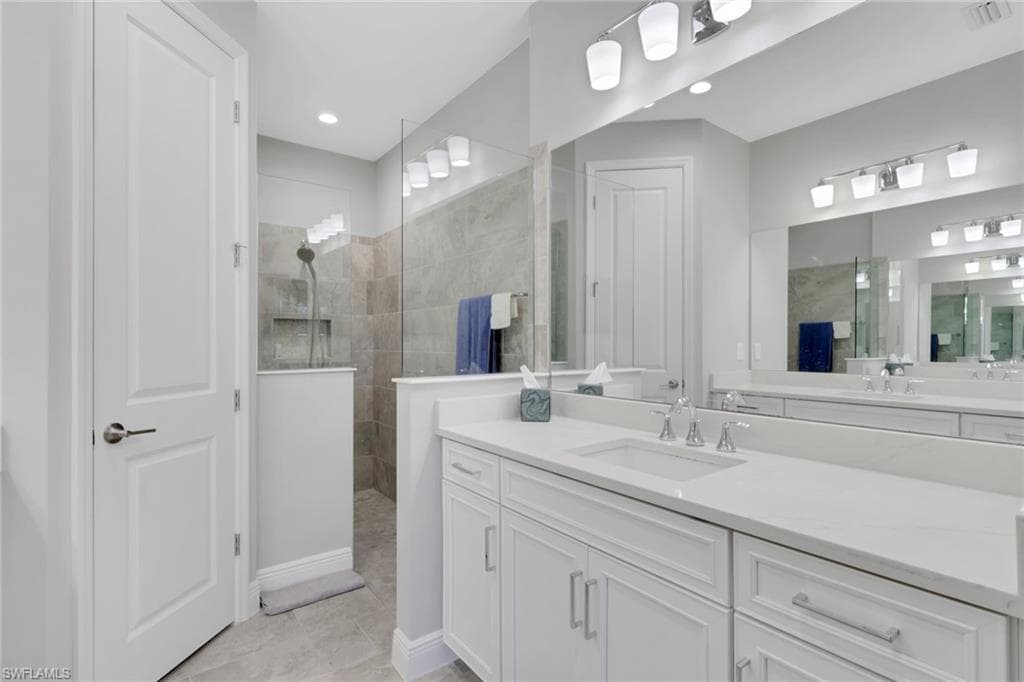 2231 Marquesa CIR, NAPLES FL 34112-16
