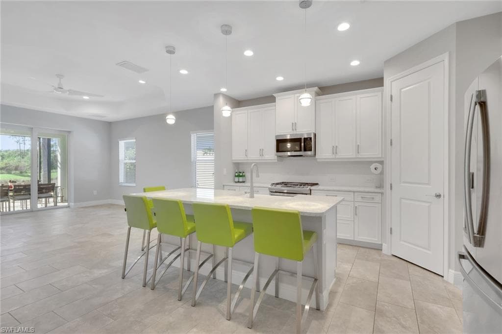 2231 Marquesa CIR, NAPLES FL 34112-7
