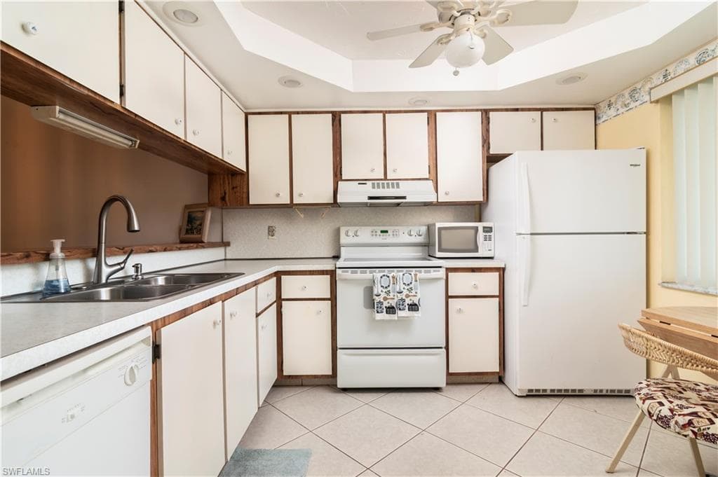 190 Palm DR # 5, NAPLES FL 34112-4