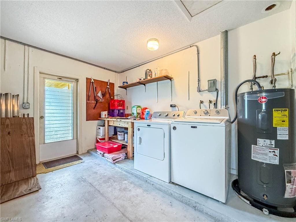 218 Fireside CT, LEHIGH ACRES FL 33936-19