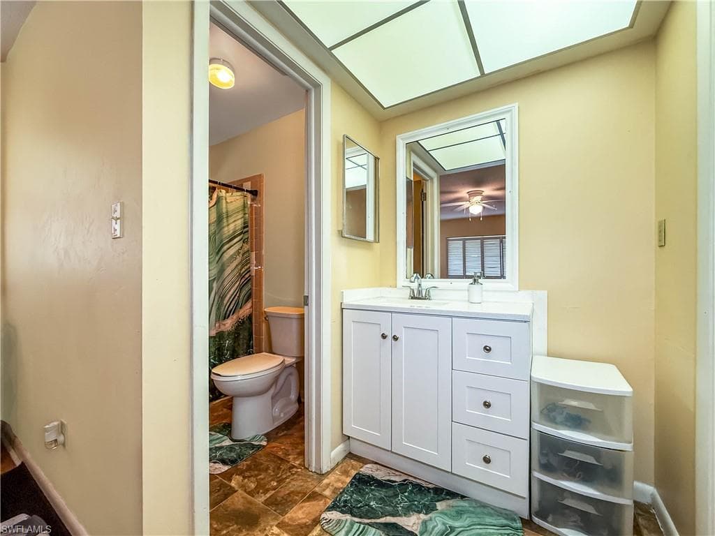 218 Fireside CT, LEHIGH ACRES FL 33936-17