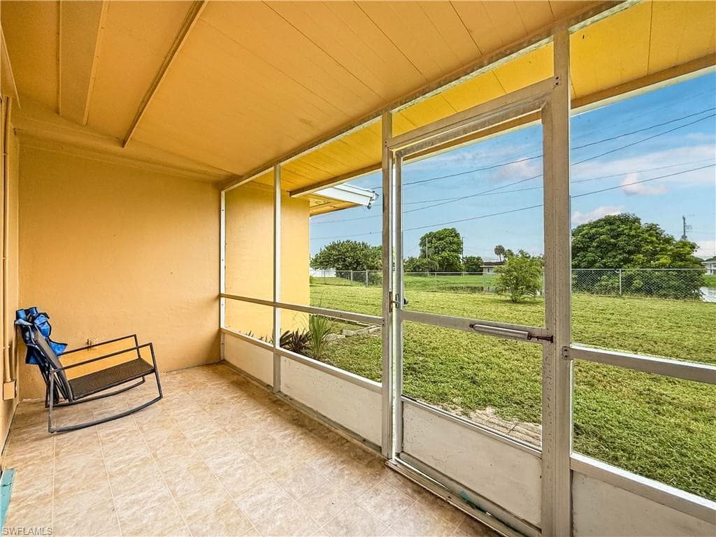 218 Fireside CT, LEHIGH ACRES FL 33936-18