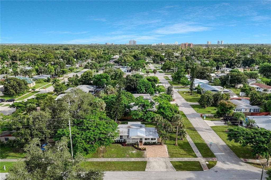 1755 Oakley AVE, FORT MYERS FL 33901-33