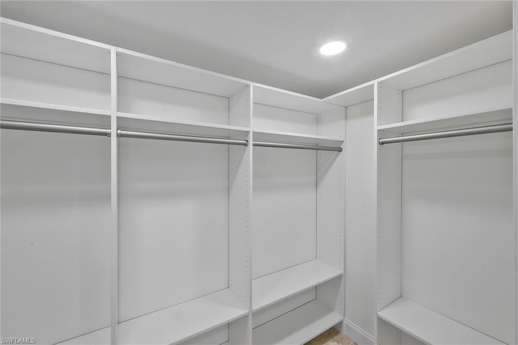 1755 Oakley AVE, FORT MYERS FL 33901-17