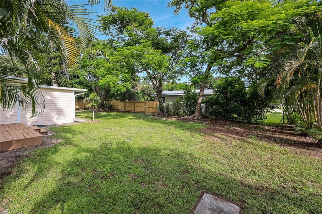 1755 Oakley AVE, FORT MYERS FL 33901-28