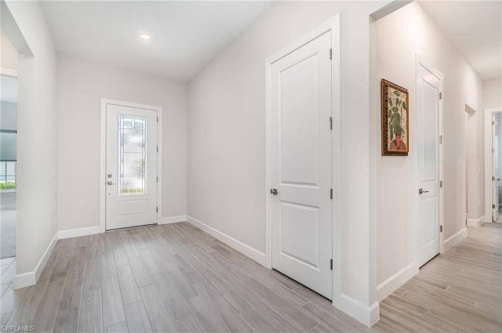 17583 Winding Oak LN, NORTH FORT MYERS FL 33917-26