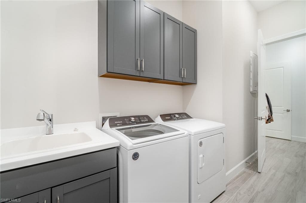 17583 Winding Oak LN, NORTH FORT MYERS FL 33917-19