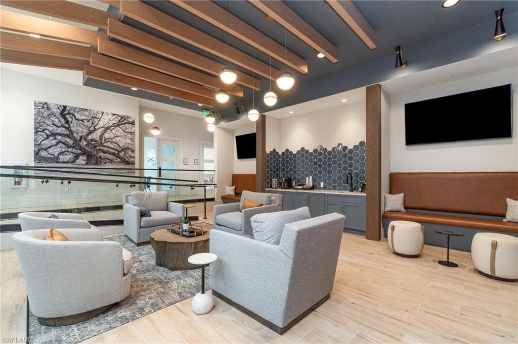 17583 Winding Oak LN, NORTH FORT MYERS FL 33917-38