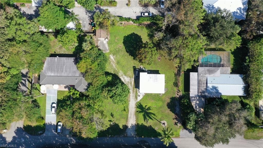 1135 Shady Rest LN, NAPLES FL 34103-11