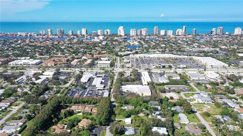 1135 Shady Rest LN, NAPLES FL 34103-4