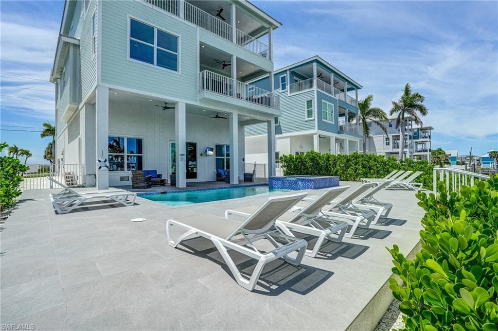 661 Estero BLVD, FORT MYERS BEACH FL 33931-6