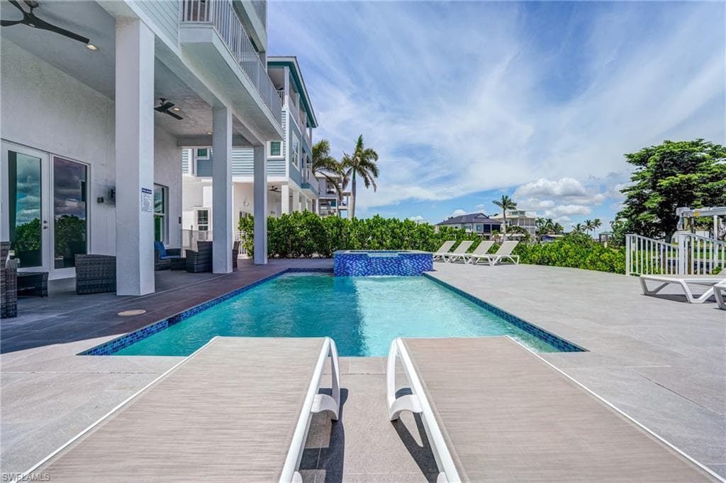 661 Estero BLVD, FORT MYERS BEACH FL 33931-39
