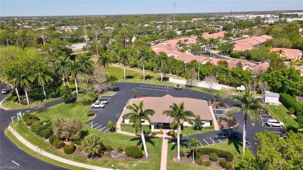 2117 Crystal Lake DR, NAPLES FL 34120-9