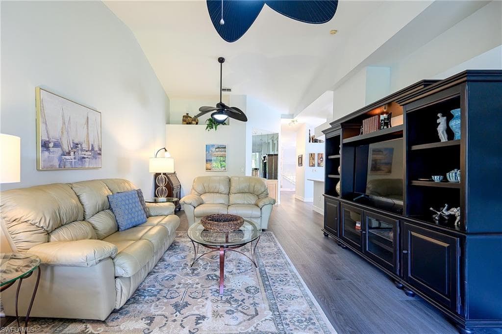 2460 Old Groves RD # E201, NAPLES FL 34109-13