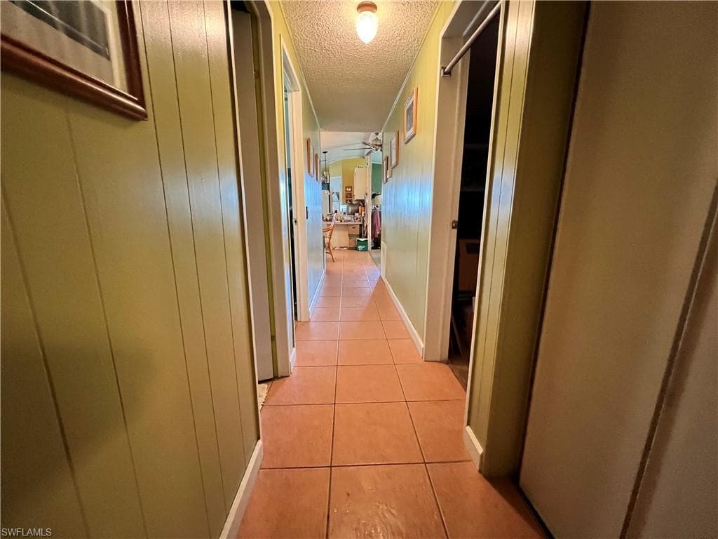 251 Loon LN, NAPLES FL 34114-16