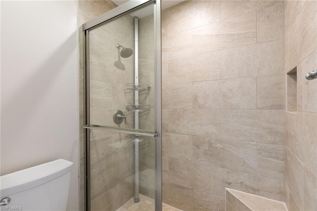 3346 Erick Lake DR # 2001, NAPLES FL 34109-19