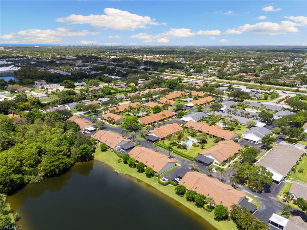 3346 Erick Lake DR # 2001, NAPLES FL 34109-40