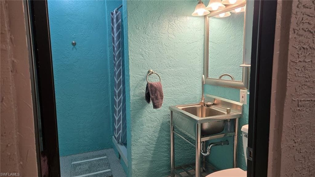 12208 Siesta DR, FORT MYERS BEACH FL 33931-22