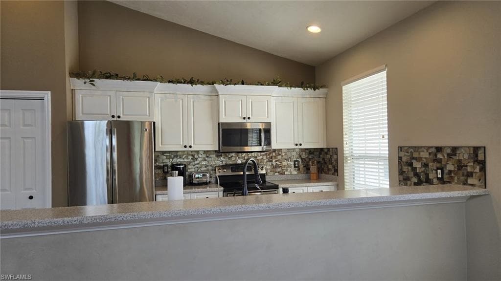 12208 Siesta DR, FORT MYERS BEACH FL 33931-9