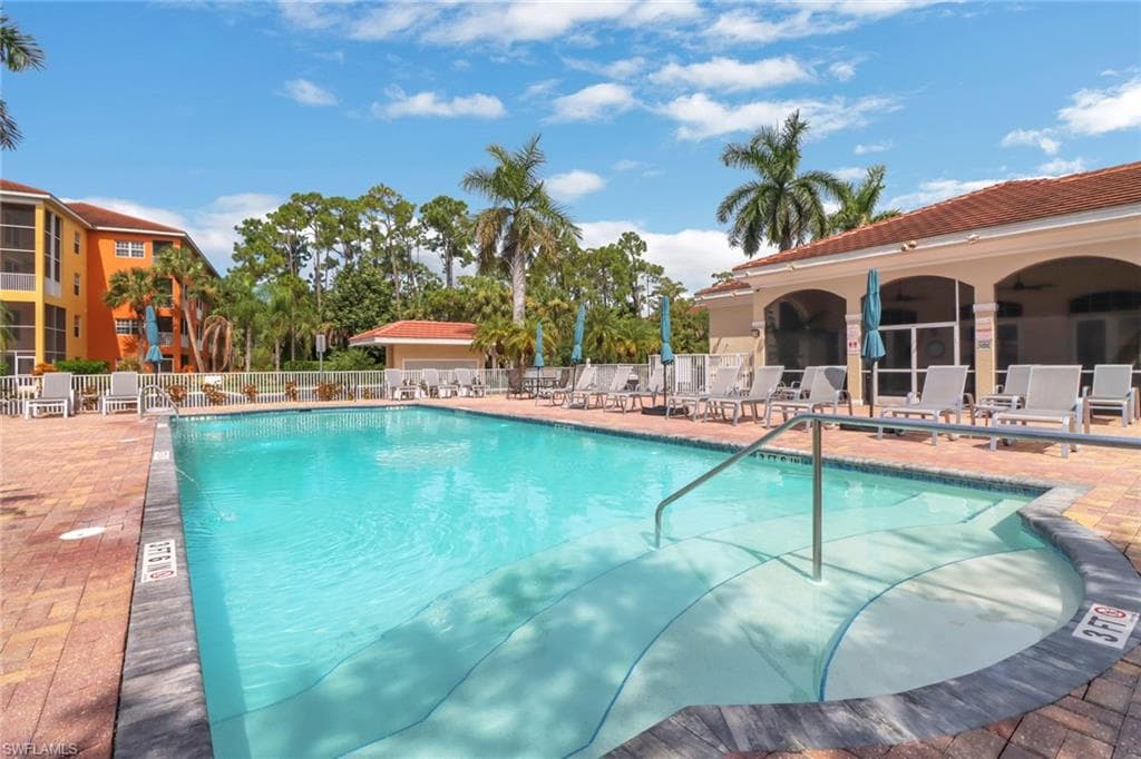 4430 Botanical Place CIR # 101, NAPLES FL 34112-13