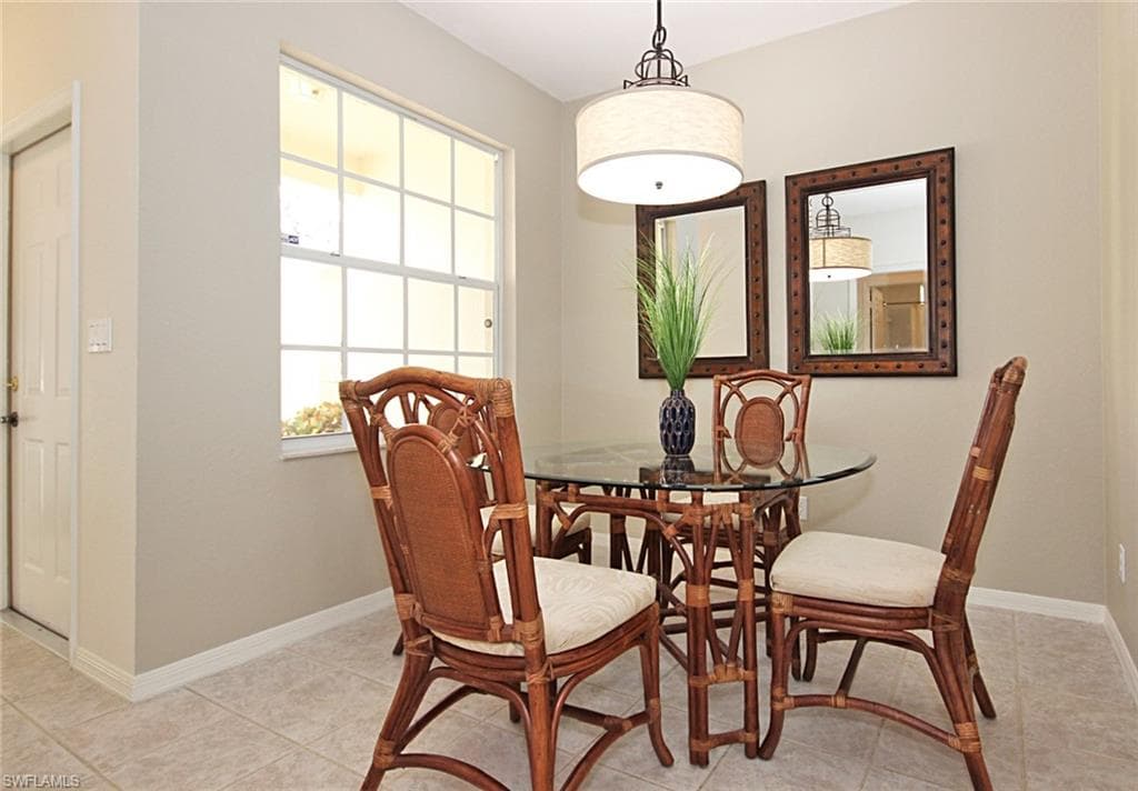 3380 Crown Pointe BLVD W # 102, NAPLES FL 34112-9