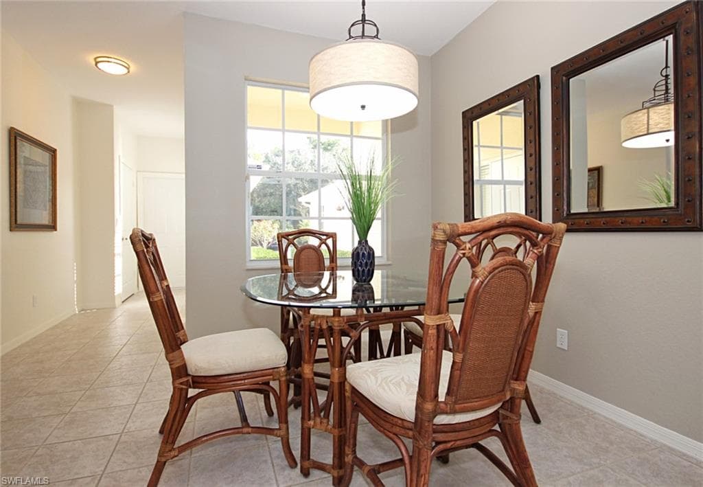 3380 Crown Pointe BLVD W # 102, NAPLES FL 34112-10