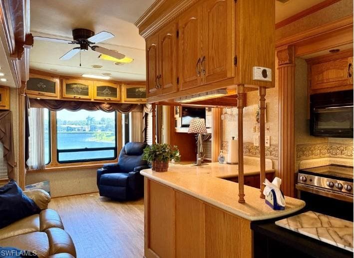 548 Cheetah DR, NAPLES FL 34114-16