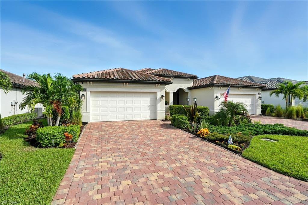12230 Canal Grande DR, FORT MYERS FL 33913-1