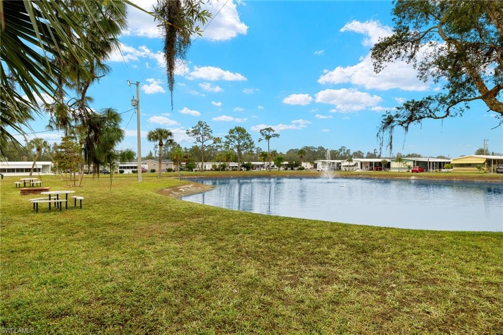 788 Roses LN, NORTH FORT MYERS FL 33917-26