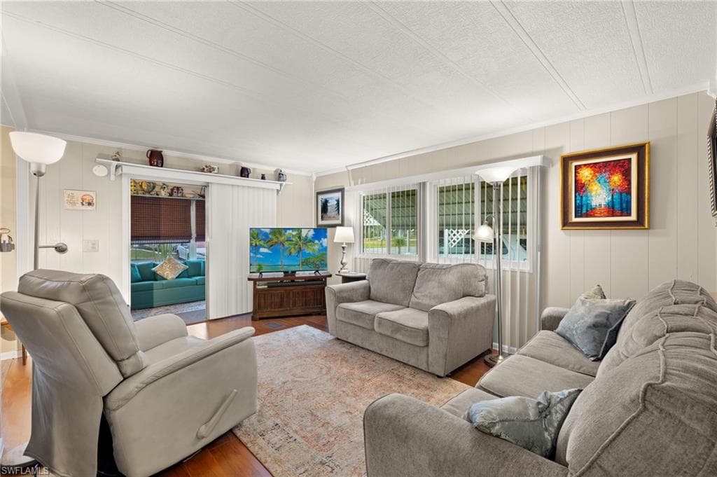 788 Roses LN, NORTH FORT MYERS FL 33917-6