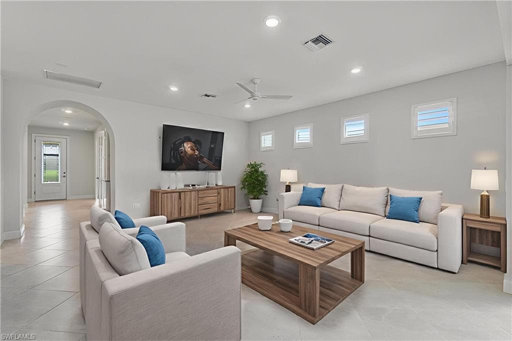 16495 Windsor WAY, ALVA FL 33920-8