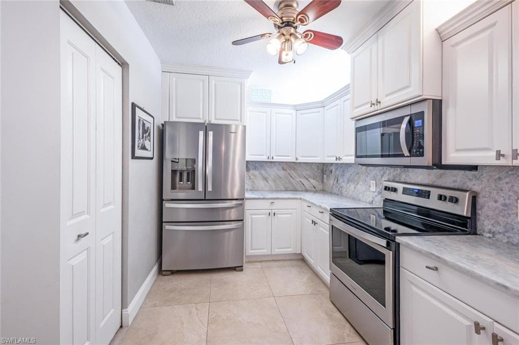 22310 Piazza Doria LN # 207, ESTERO FL 33928-12