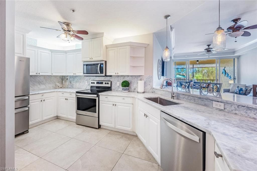 22310 Piazza Doria LN # 207, ESTERO FL 33928-2