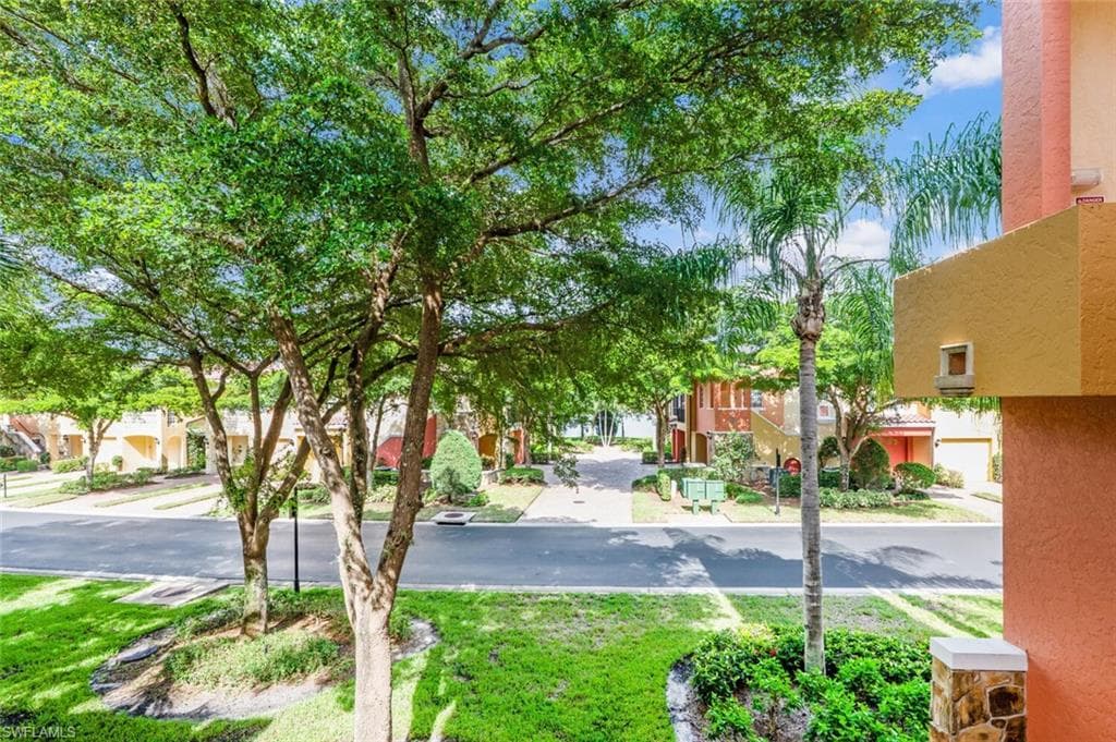 22310 Piazza Doria LN # 207, ESTERO FL 33928-31