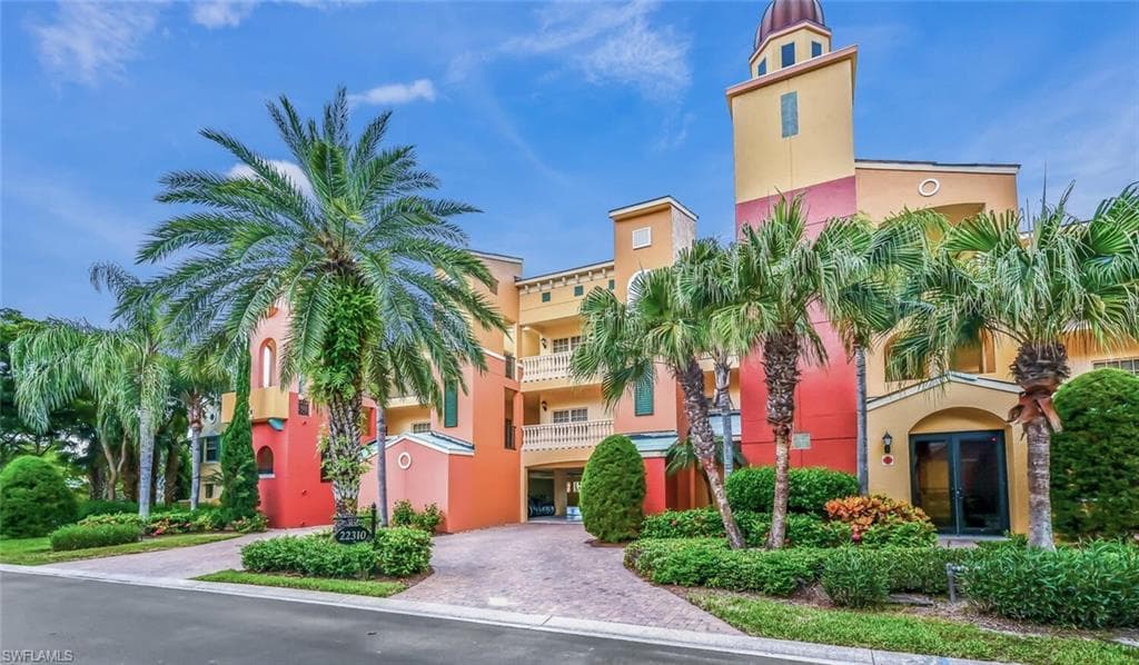 22310 Piazza Doria LN # 207, ESTERO FL 33928-43