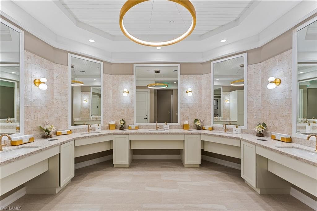 23560 Wisteria Pointe DR # 507, ESTERO FL 34135-31