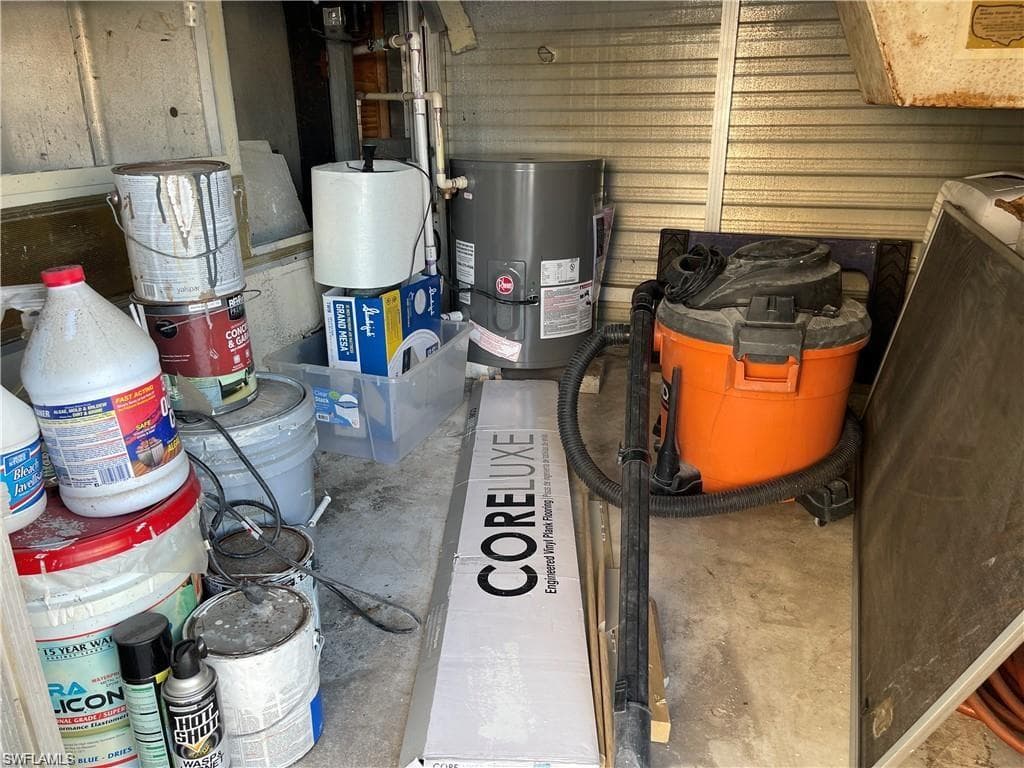 5753 Pink Panther DR, FORT MYERS FL 33908-16