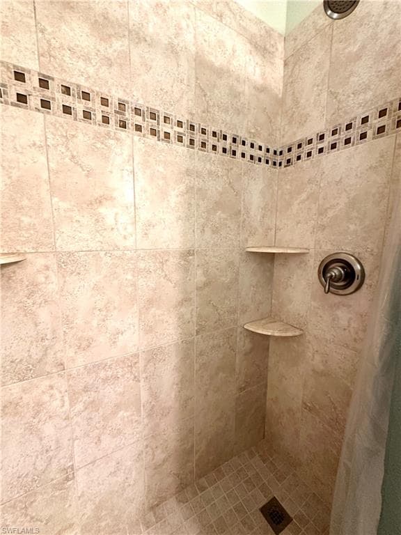 4710 Liberty LN W, ESTERO FL 33928-13