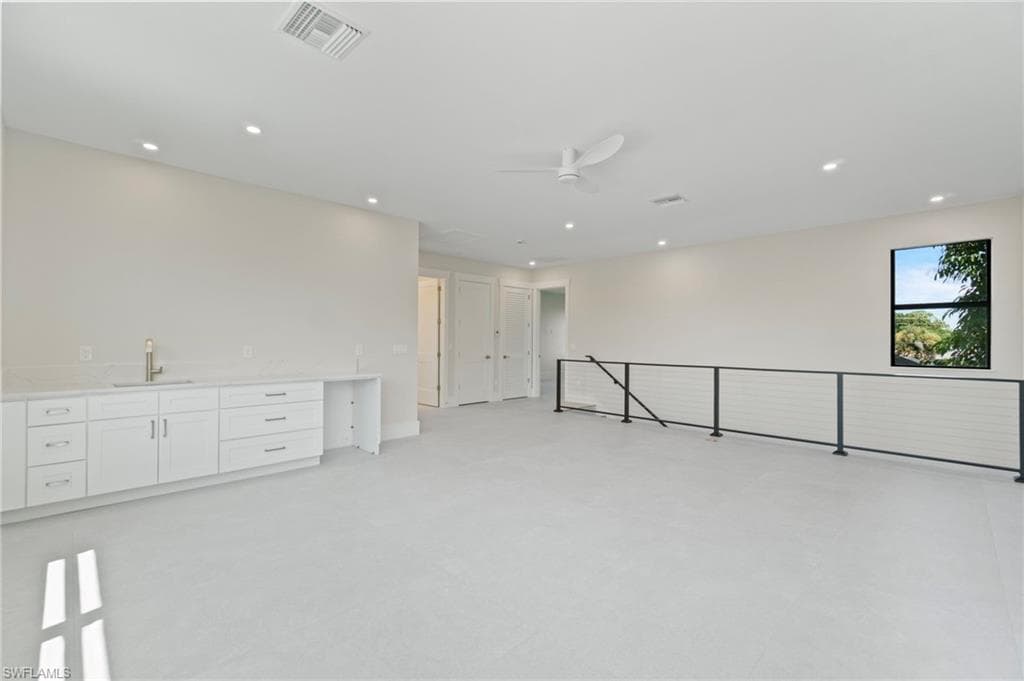 2769 Van Buren AVE, NAPLES FL 34112-21