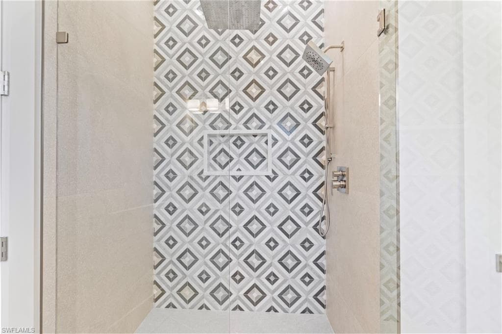 2769 Van Buren AVE, NAPLES FL 34112-10