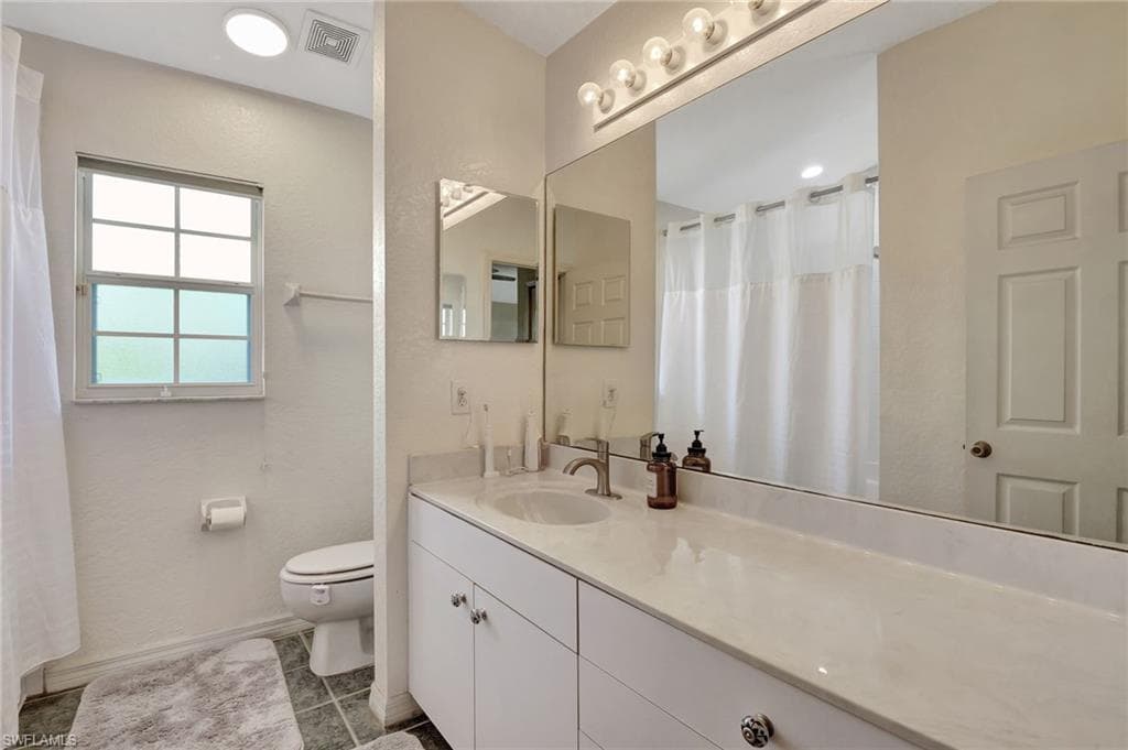 768 Park AVE, NAPLES FL 34110-10