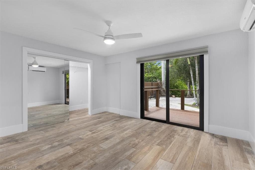 3240 Collee CT, NAPLES FL 34112-21