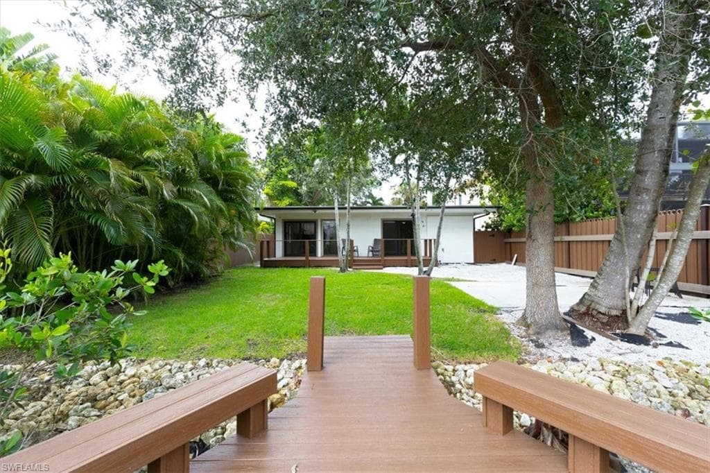 3240 Collee CT, NAPLES FL 34112-31