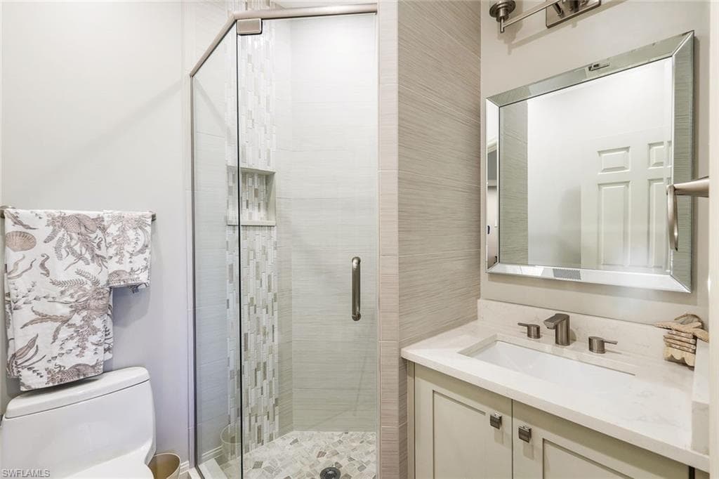 4556 Pond Apple DR N, NAPLES FL 34119-22